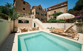 Ibella Boutique Rooms